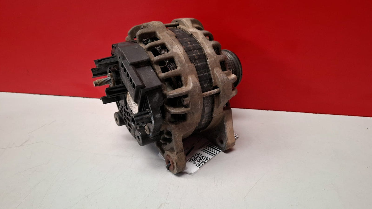 Alternador Dacia Sandero 2017 231005933R