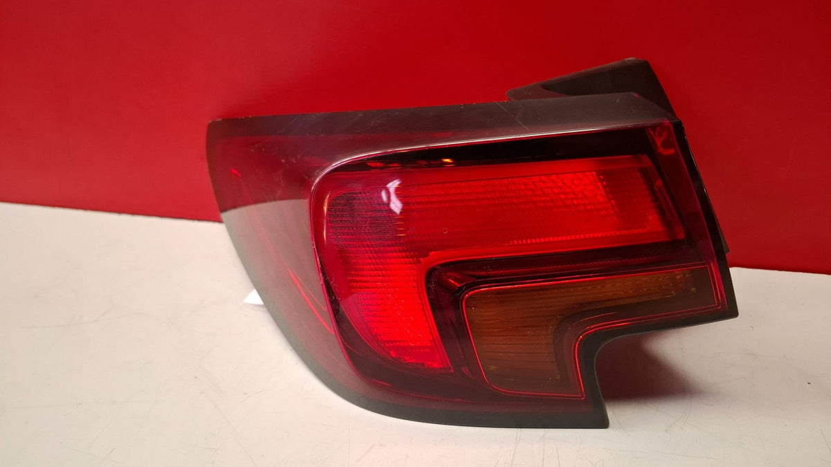 Piloto Trasero Izquierdo Exterior Opel Astra 2016 39015943 39015943