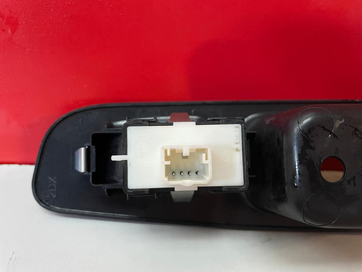 Mando Elevalunas Trasero Izquierdo Jeep Renegade 2020 735603927 Ref 6729
