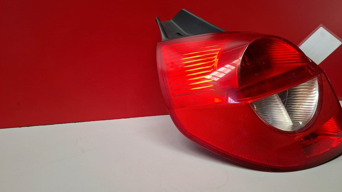 Piloto Trasero Izquierdo Renault Clio 2008 89035079 89035079