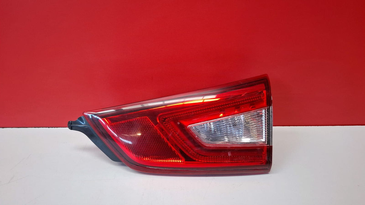 Piloto Trasero Derecho Interior Nissan Qashqai 2016 22618013 22618013
