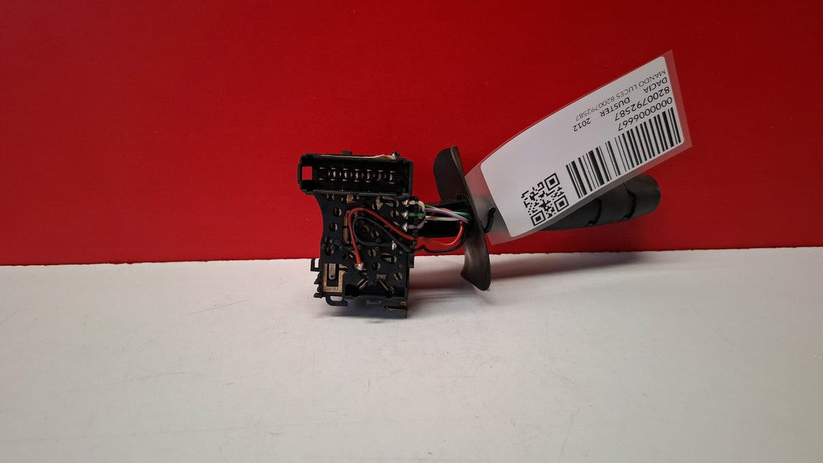 Mando Luces Dacia Duster 2012 8200792587 8200792587