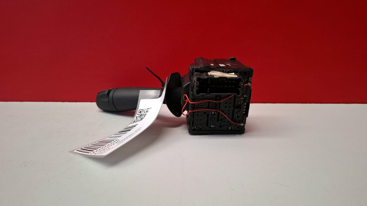 Mando Limpia Dacia Sandero 2015 E10670224