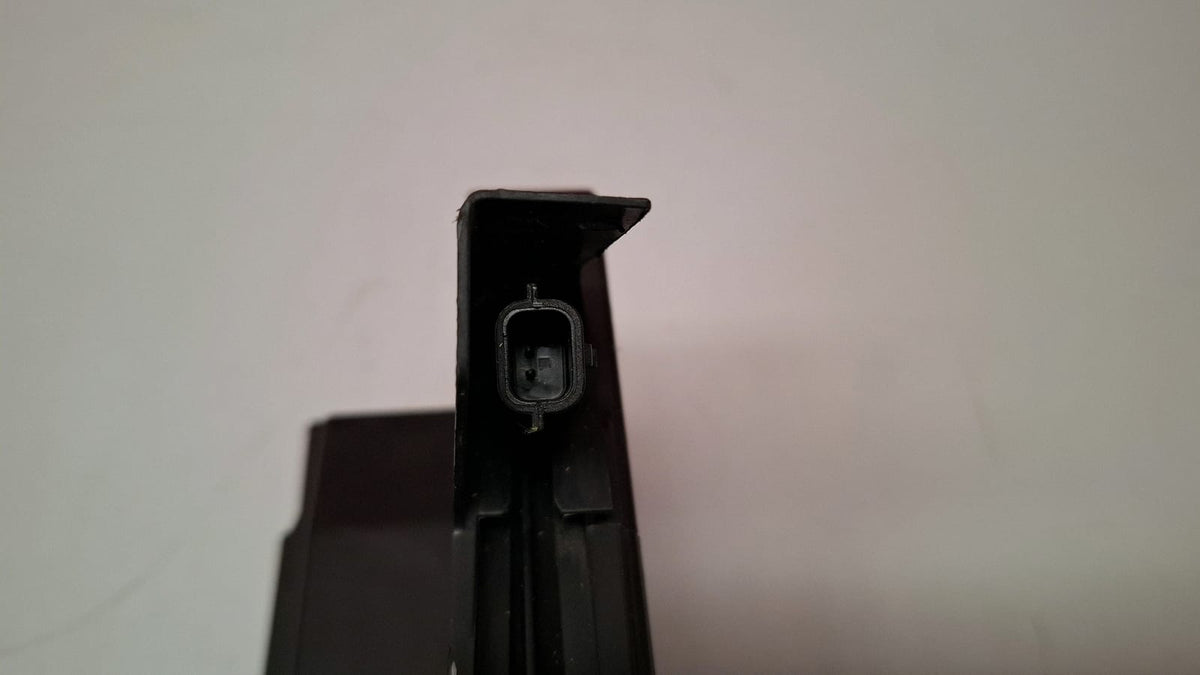 Cerradura Trasera Derecha Dacia Sandero 2017 825022281RF