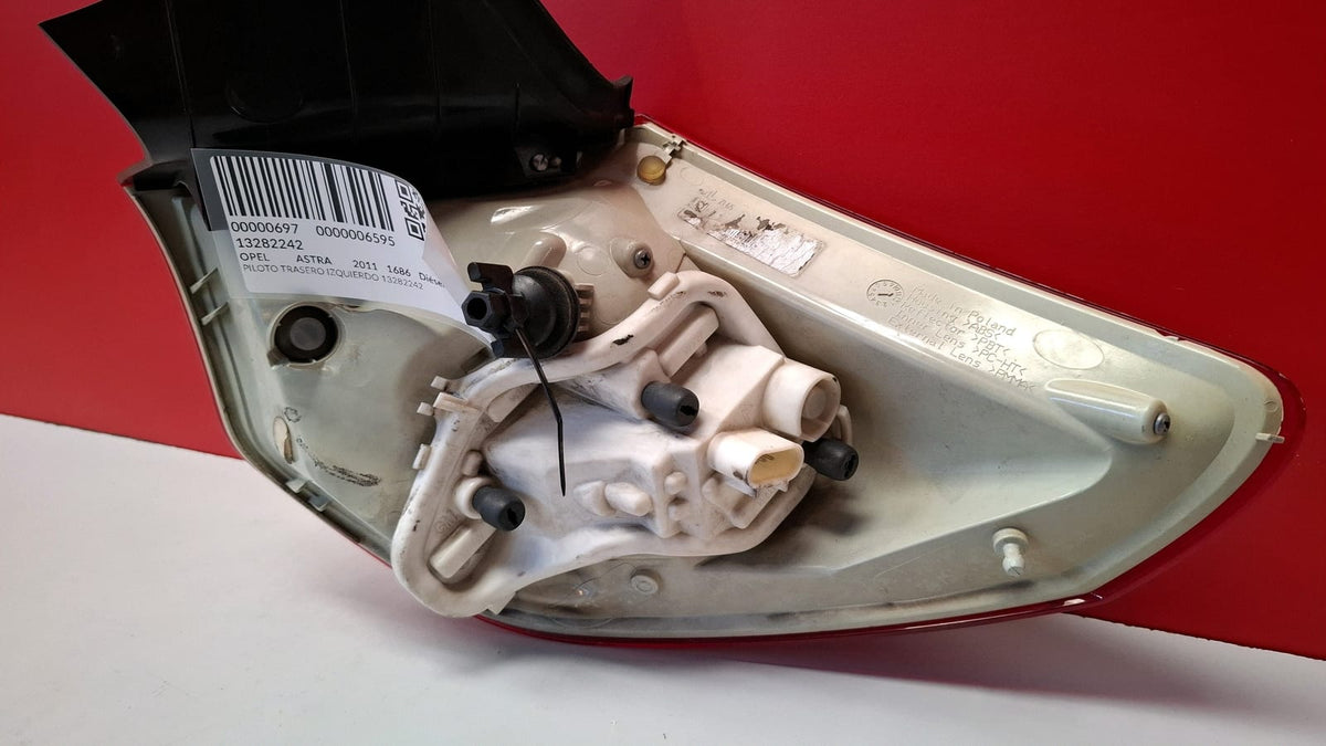 Piloto Trasero Izquierdo Opel Astra 2011 13282242 13282242