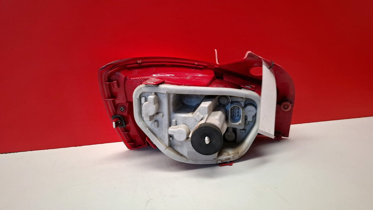 Piloto Trasero Derecho Seat Ibiza 2010 6J4945096C 6J4945096C