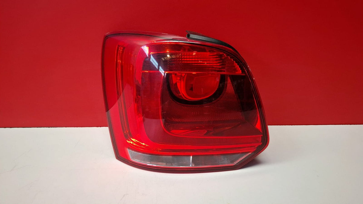 Piloto Trasero Izquierdo Volkswagen Polo 2011 6R0945095A