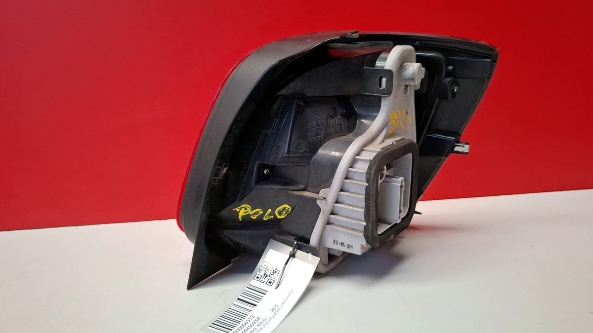 Piloto Trasero Izquierdo Volkswagen Polo 2011 6R0945095A