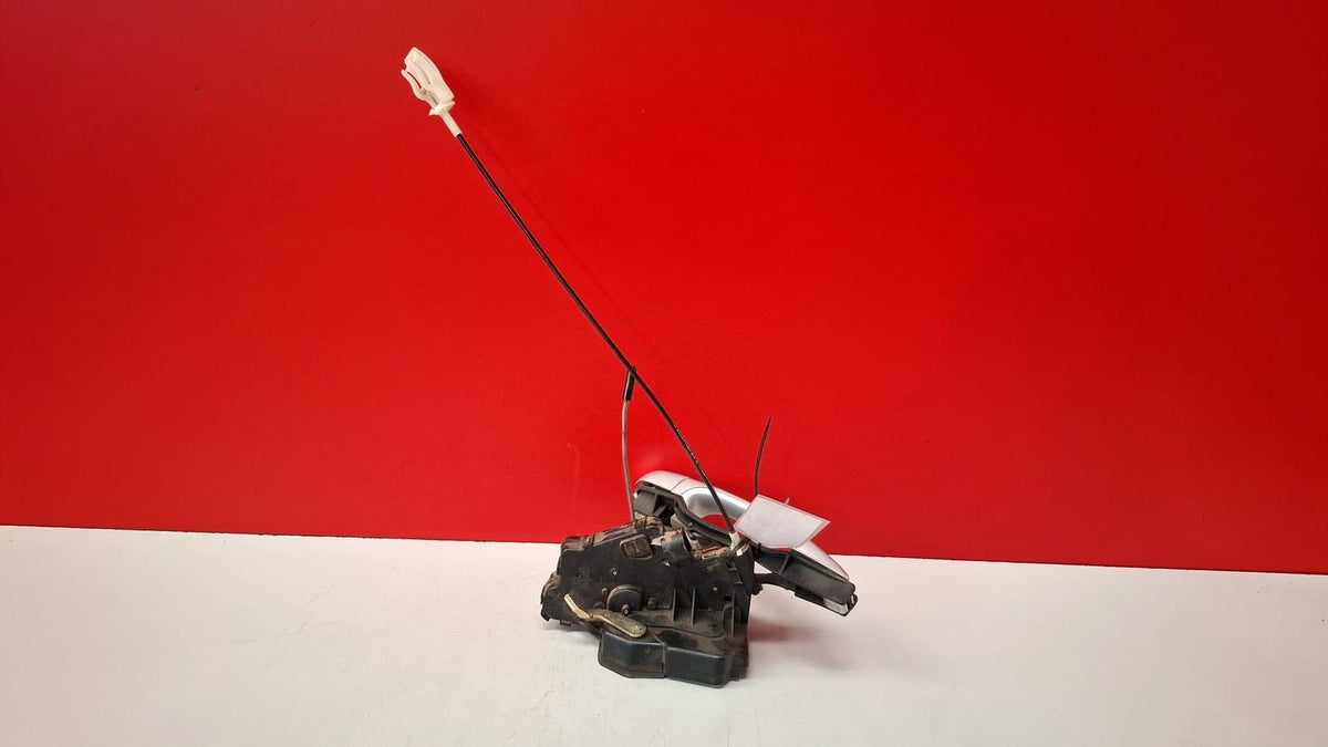 Cerradura Trasera Derecha Bmw Serie 3 2006 51227202148