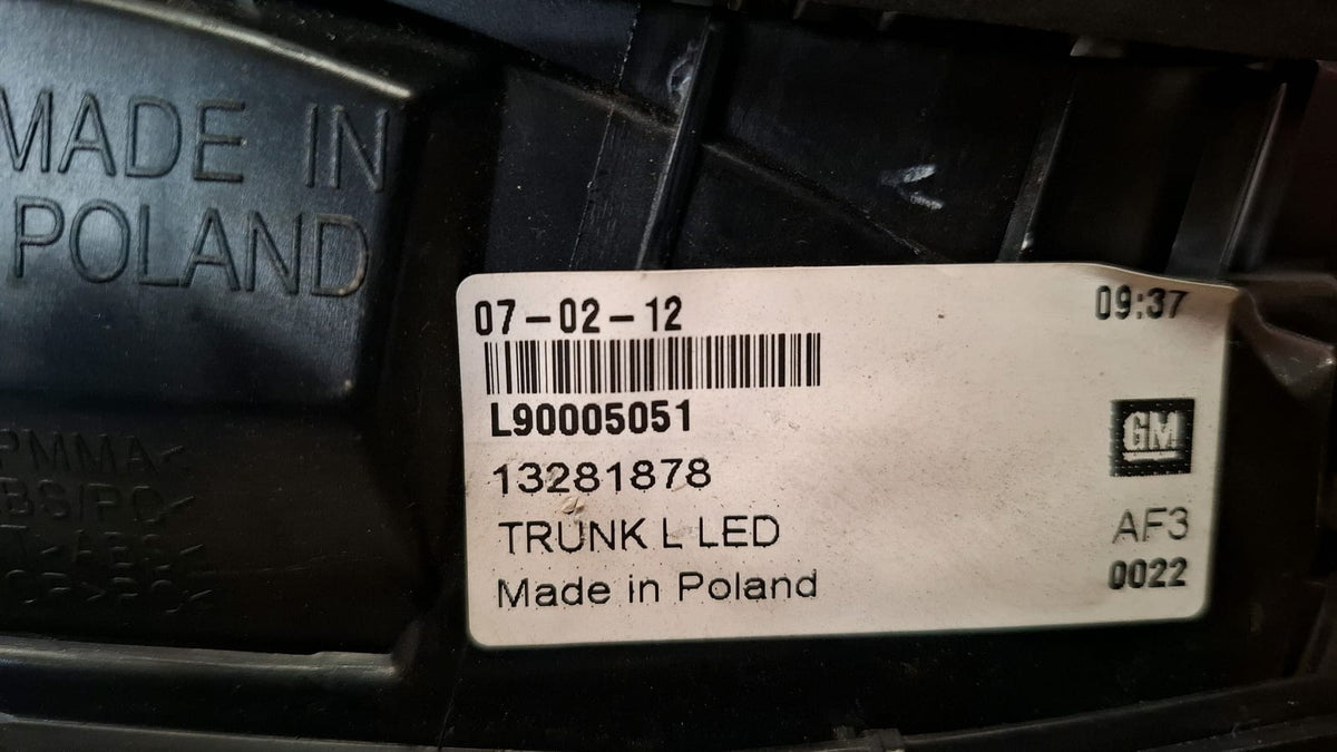 Piloto Trasero Interior Izquierdo Opel Astra Gtc 2014 13281878 13281878