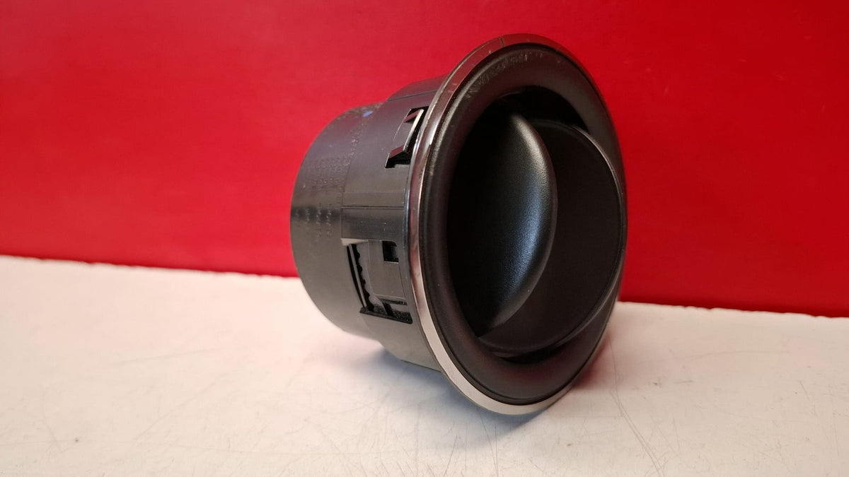 Rejilla Aireadora Dacia Duster 2019 687603688R / 687603931R Ref 10663 687603688R / 687603931R