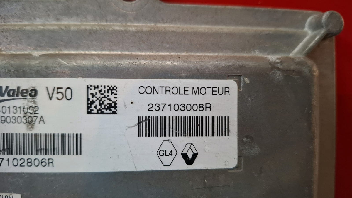 Centralita Motor Dacia Sandero 2016 237103008R 237103008R