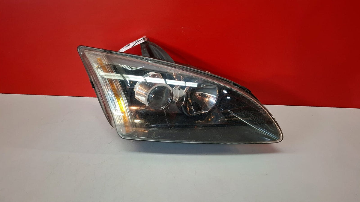 Faro Delantero Derecho Ford Focus 2007 4M5113W029NB 4M5113W029NB