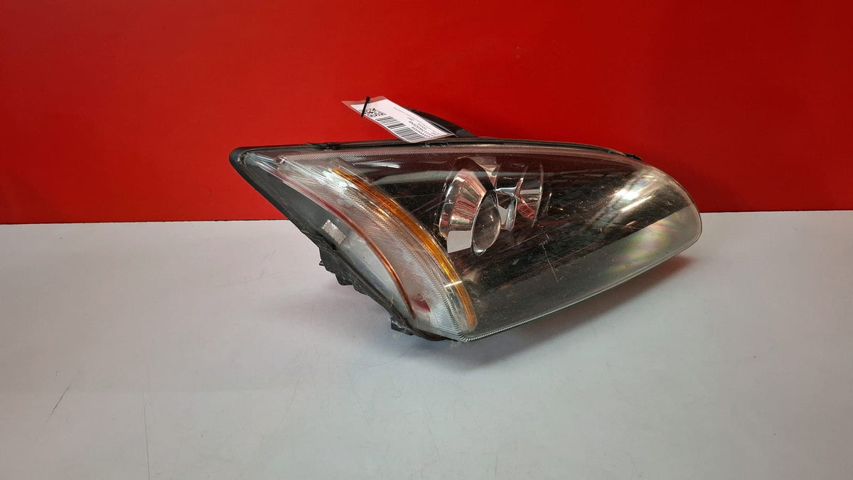 Faro Delantero Derecho Ford Focus 2007 4M5113W029NB 4M5113W029NB