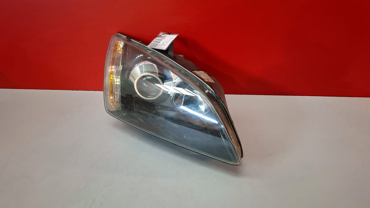 Faro Delantero Derecho Ford Focus 2007 4M5113W029NB 4M5113W029NB