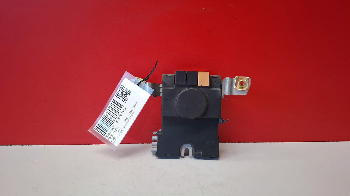 Amplificador Antena Audi A3 2005 8P3035225 8P3035225
