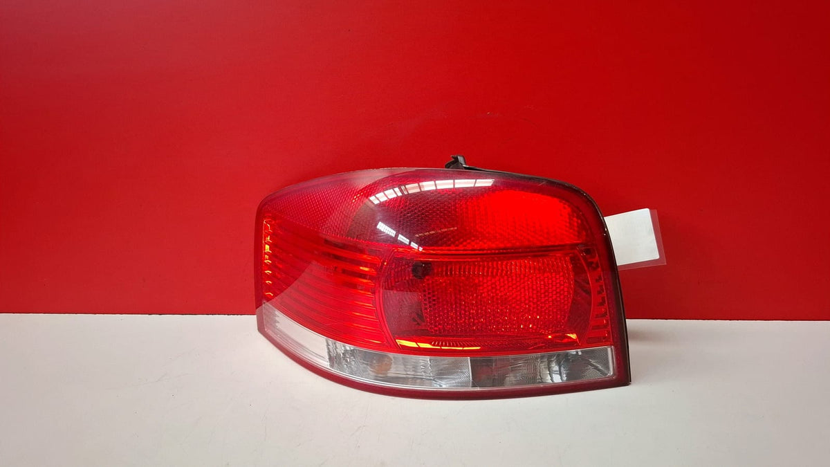 Piloto Trasero Izquierdo Audi A3 2005 8P0945095024S 8P0945095024S