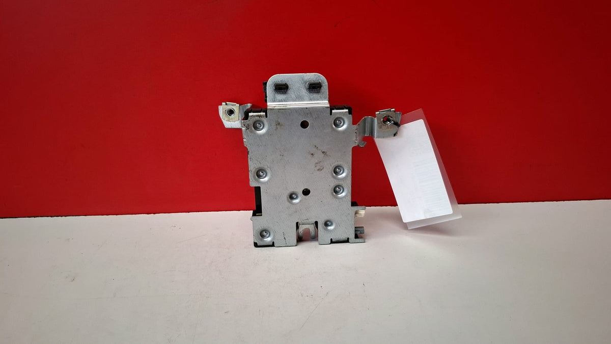 Amplificador Antena Audi A3 2011 8P0035225D