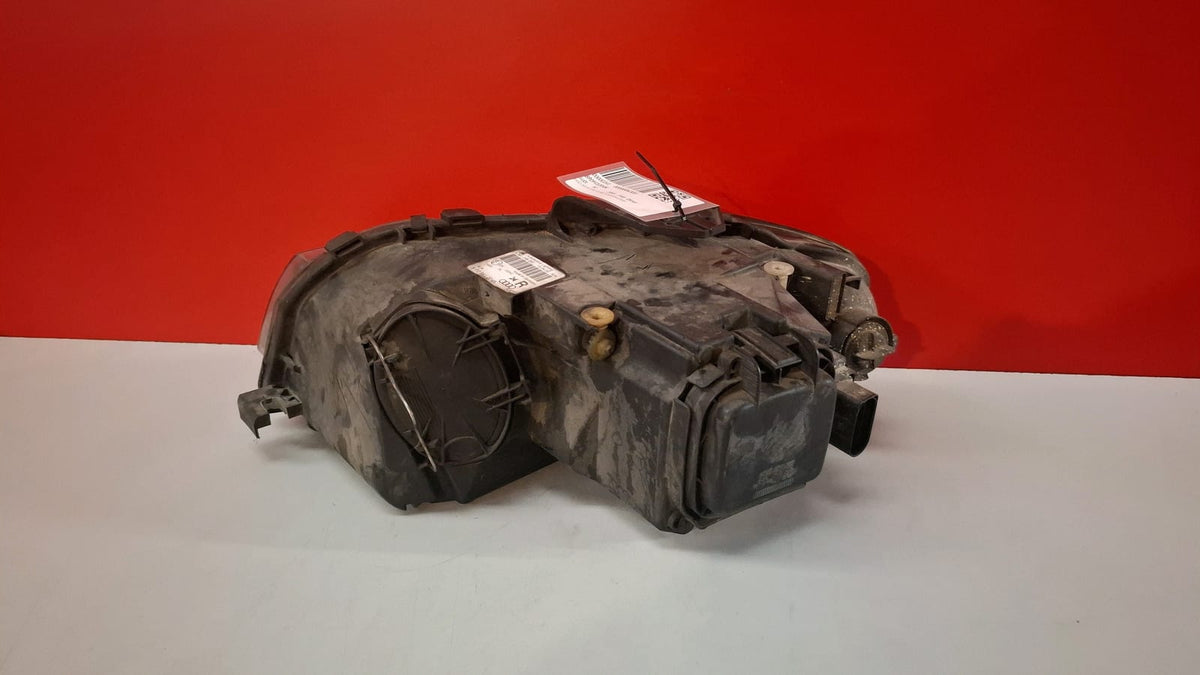 Faro Delantero Derecho Audi A3 2005 8P0941004K Ref 6303 8P0941004K