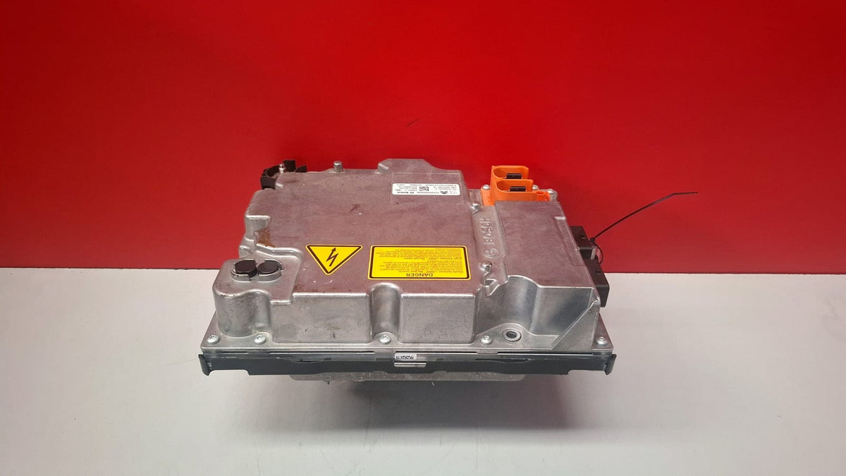 Inversor / Convertidor Voltaje Peugeot 508 2013 9678825780 9678825780