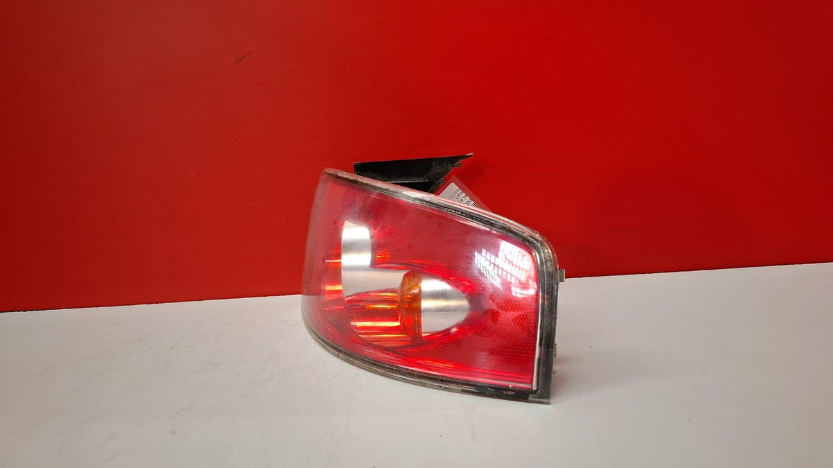 Piloto Trasero Exterior Derecho Seat Ibiza 2003 6L6945096C 6L6945096C