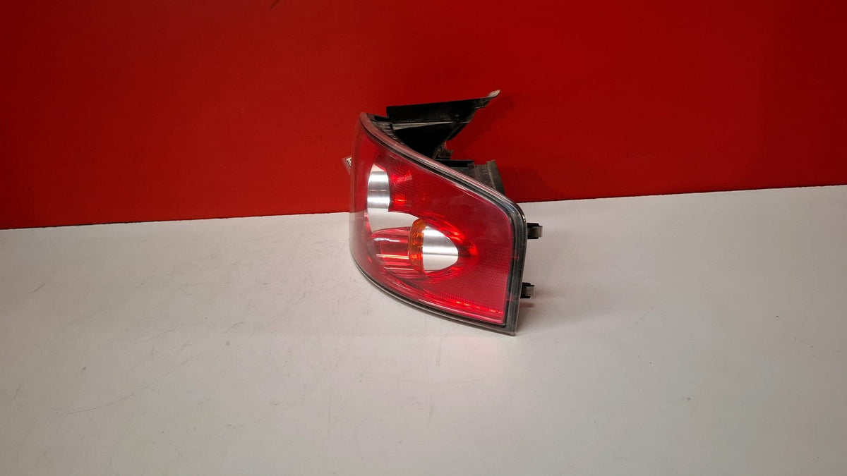 Piloto Trasero Exterior Derecho Seat Ibiza 2006 6L6945096C Ref 6193 6L6945096C