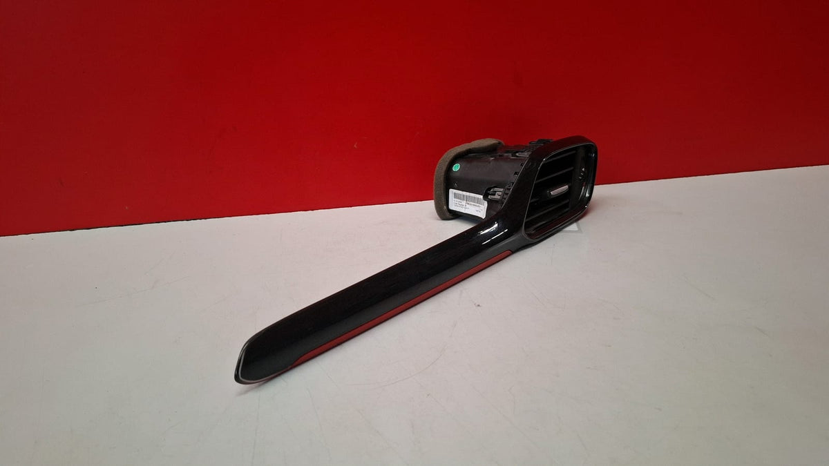 Aireador Delantero Derecho Ford Fiesta 2019 H1BBA018B08AEW