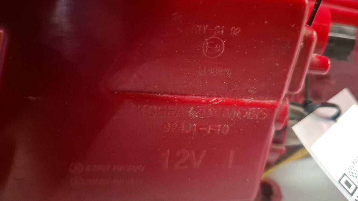 Piloto Trasero Izquierdo Kia Sportage 2018 92401F10 92401F10