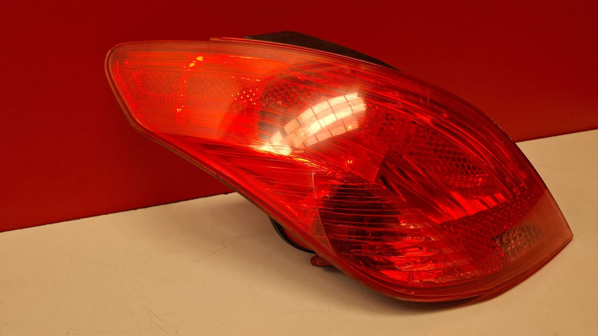 Piloto Trasero Izquierdo Peugeot 308 2007 9680425780 9680425780
