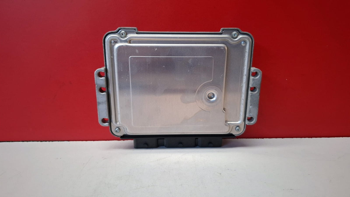 Centralita Motor Renault Scenic 2006 8200601334 8200601334