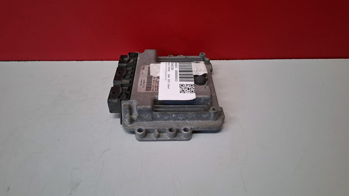 Centralita Motor Renault Scenic 2006 8200601334