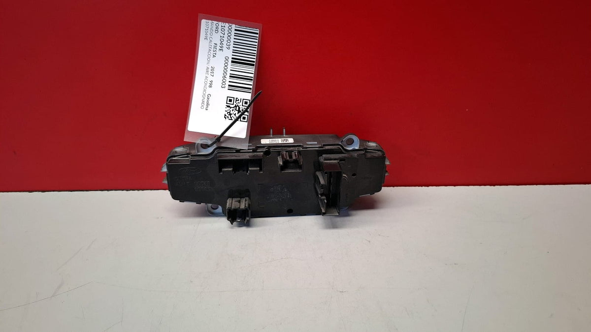 Mando Calefaccion/ Aire Acondicionado Ford Fiesta 2017 E1071049E Ref 6003