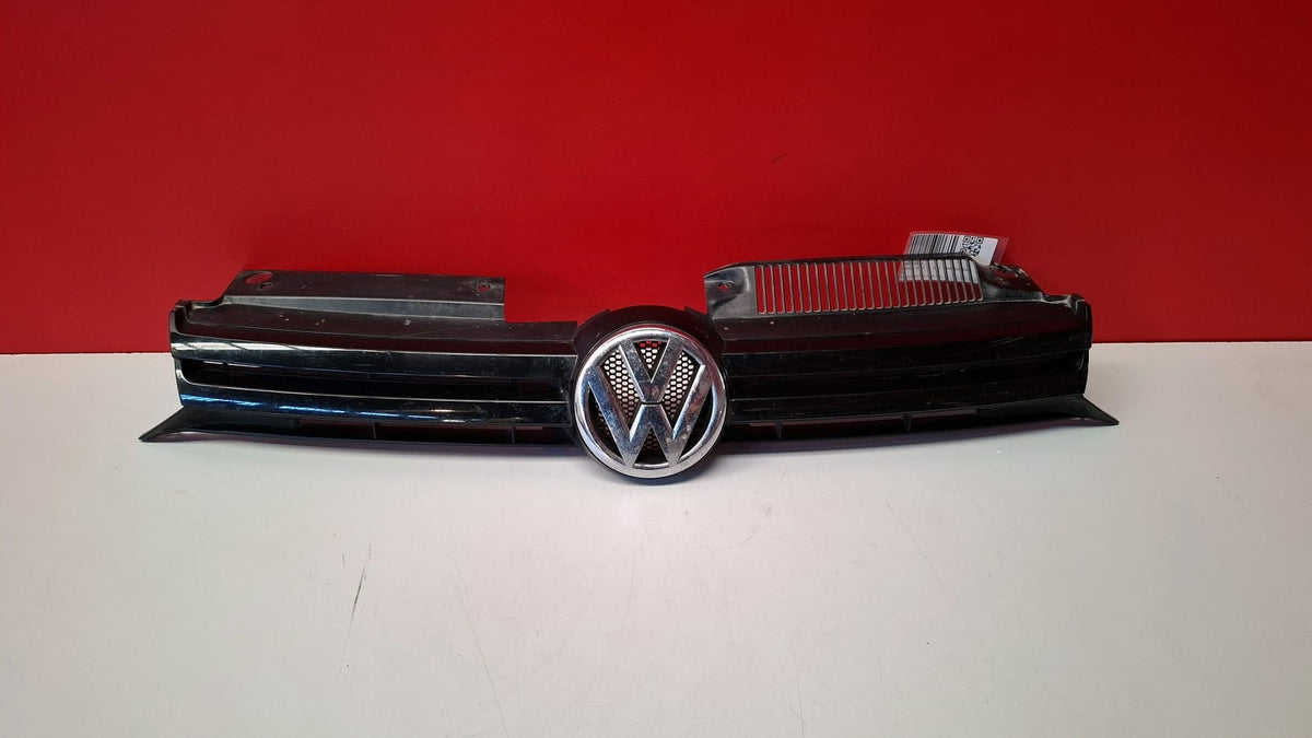 Rejilla Delantera Volkswagen Golf 2011 5K0853651 5K0853651