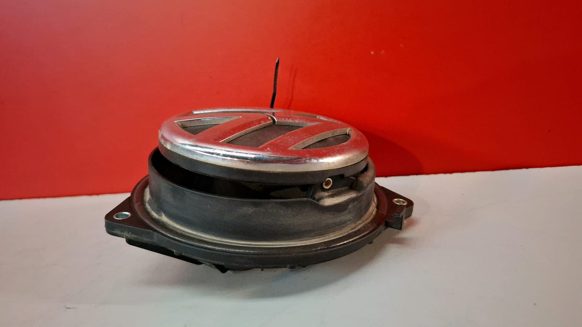 Tapa Exterior Porton Volkswagen Golf 2011 3C5827469J 3C5827469J