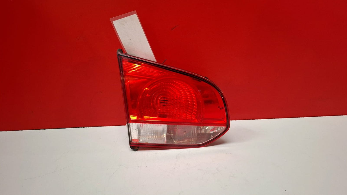 Piloto Trasero Izquierdo Interior Volkswagen Golf 2011 5K0945093G Ref 5726 5K0945093G
