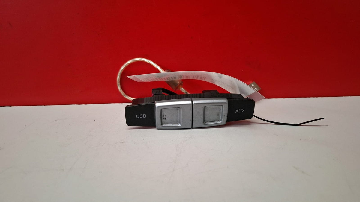 Interface Usb/aux Seat Leon 2011 1P0035726