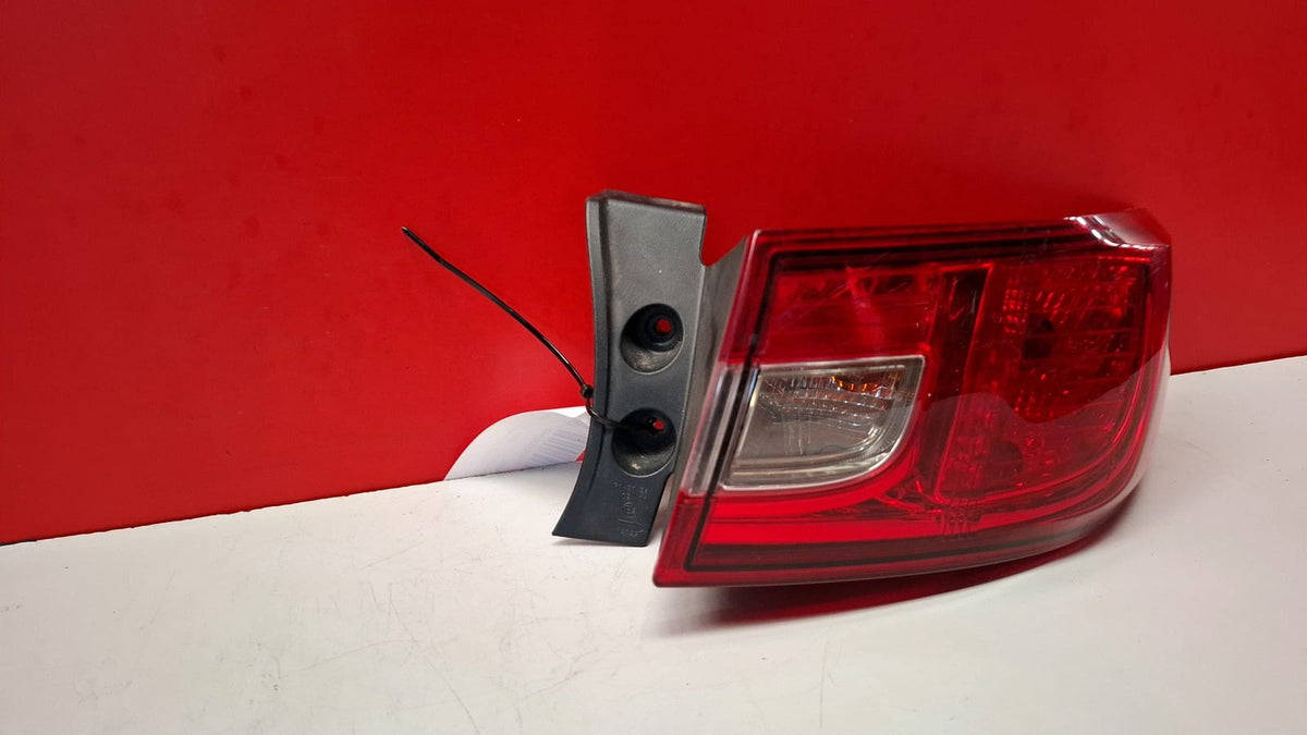 Piloto Trs DCH Ext Renault Clio 2014 265509846R Ref 5562