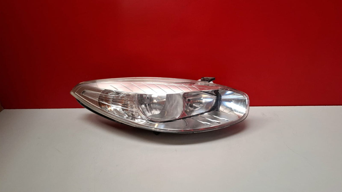 Faro Delantero Derecho Renault Fluence 2012 260105345R 260105345R