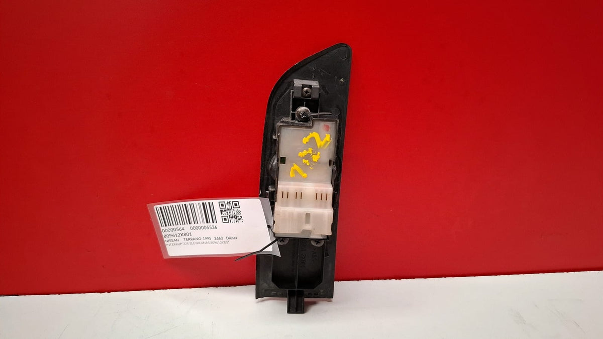 Interruptor Elevalunas Nissan Terrano 1995 809612X801 Ref 5536