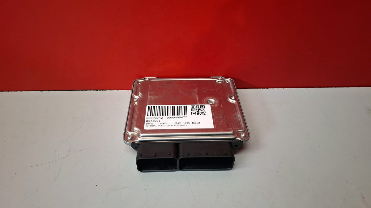 Centralita Motor ECU Bmw 116D 2012 8574095