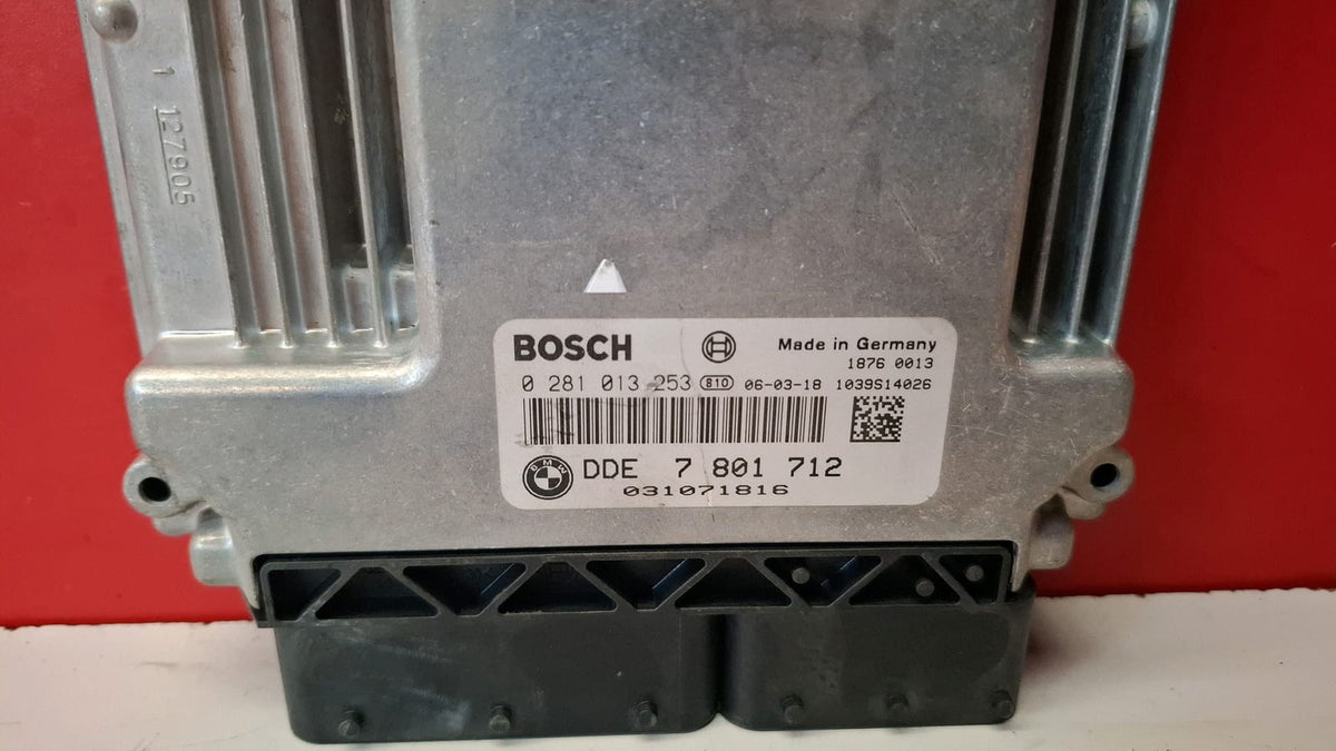 Centralita Motor ECU Bmw 530D 2007 7801712