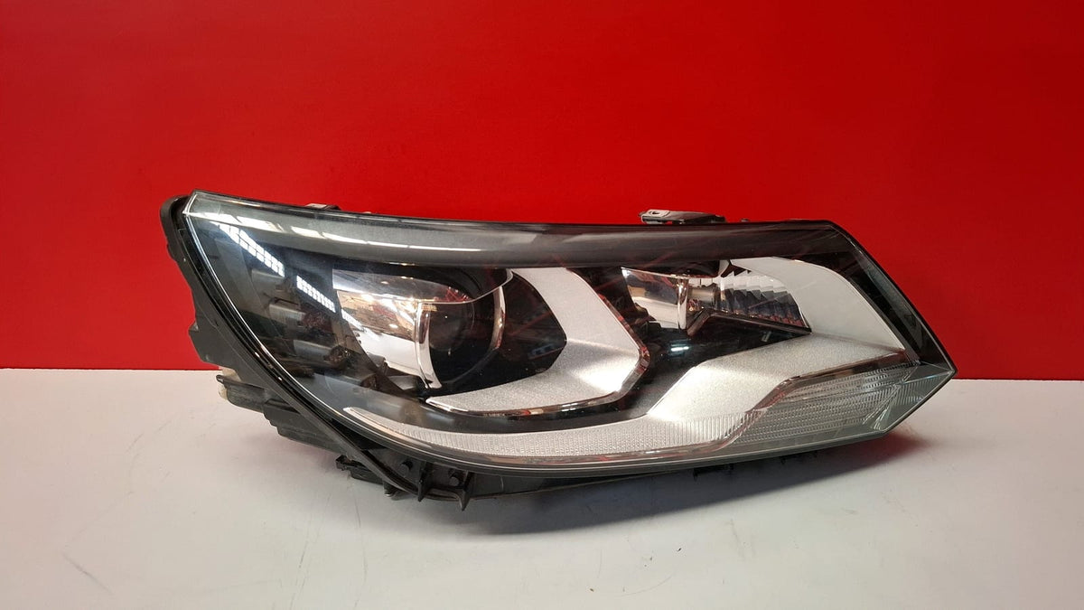Faro Delantero Derecho Volkswagen Tiguan 2014 5N1941044B 5N1941044B