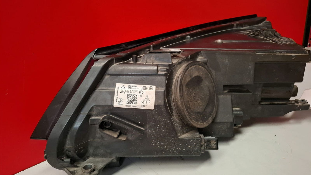 Faro Delantero Derecho Volkswagen Tiguan 2014 5N1941044B 5N1941044B