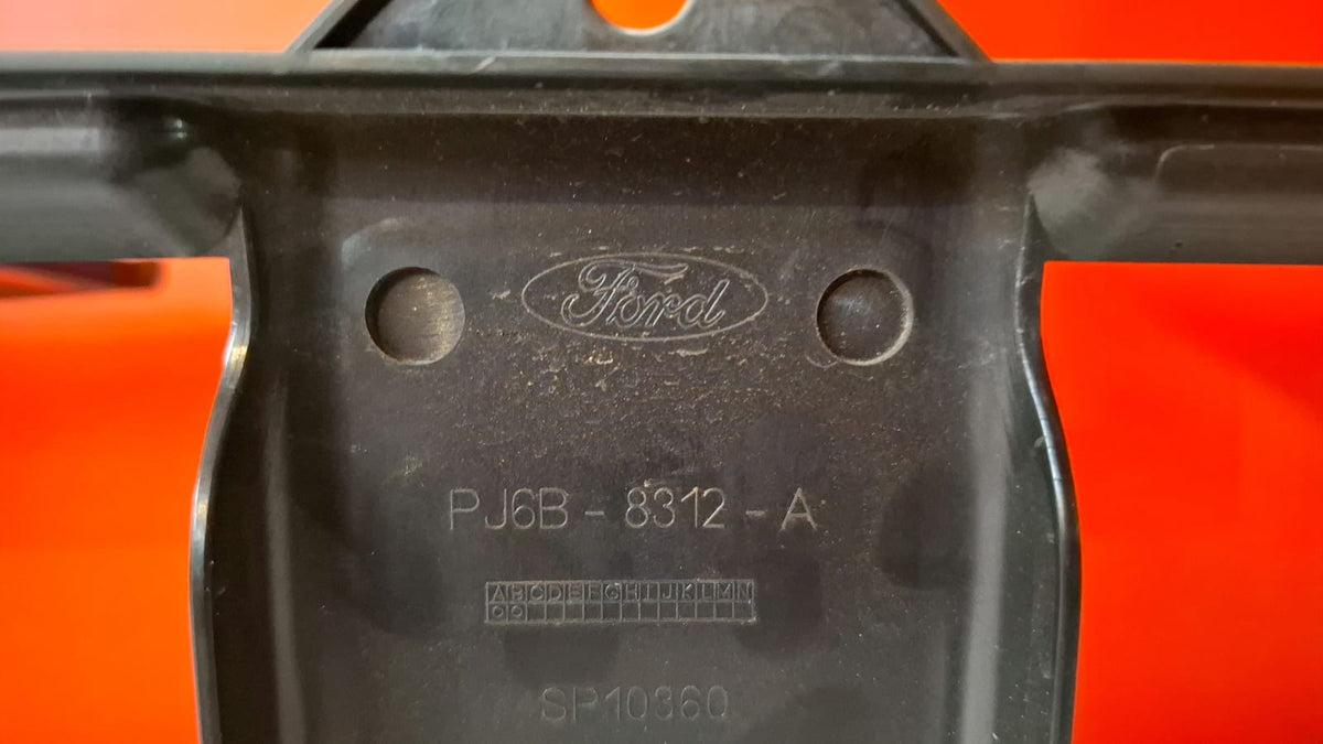 Deflector de Aire Ford Kuga 2024 PJ6B-8312-AB PJ6B-8312-AB