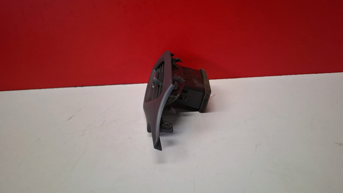 Aireador IZQ Opel Corsa 2017 13384931 Ref 5415 13384931