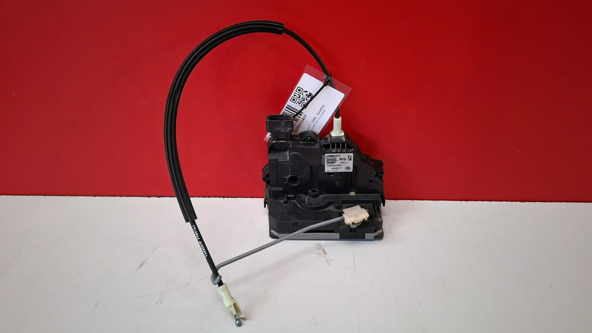 Cerradura Delantera Derecha Opel Corsa 2017 13431840 Ref 5409