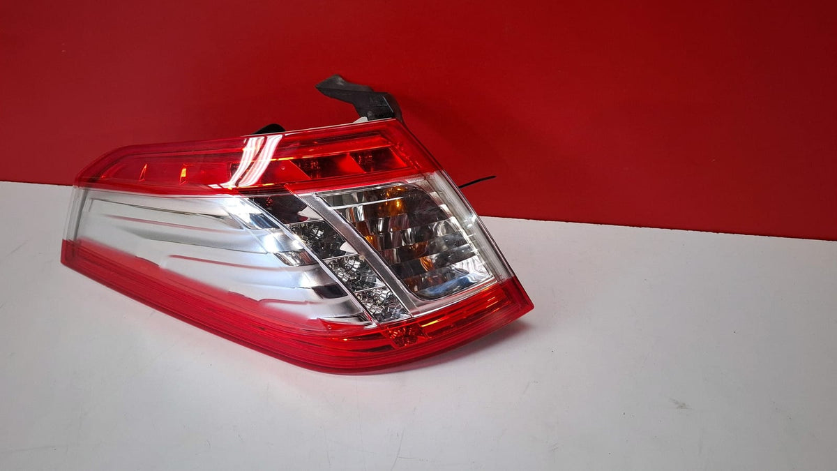 Piloto Trs IZQ Ext Peugeot 508 2013 9686779580 9686779580
