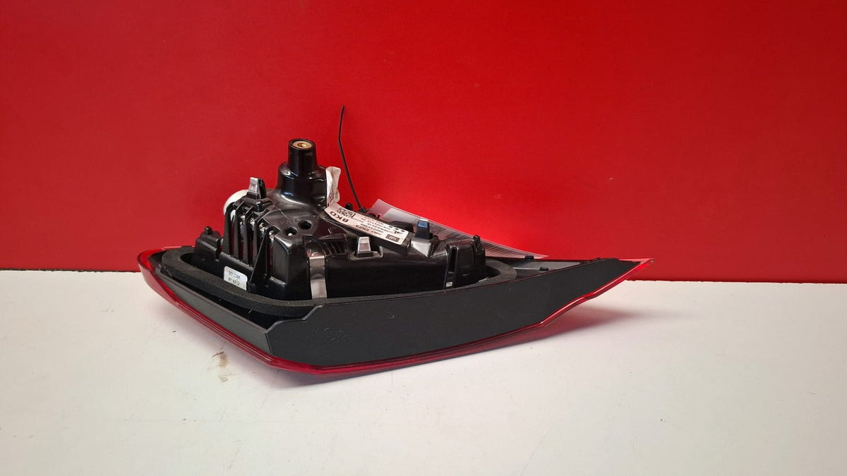 Piloto Trs IZQ Int Opel Corsa 2017 39012623 39012623