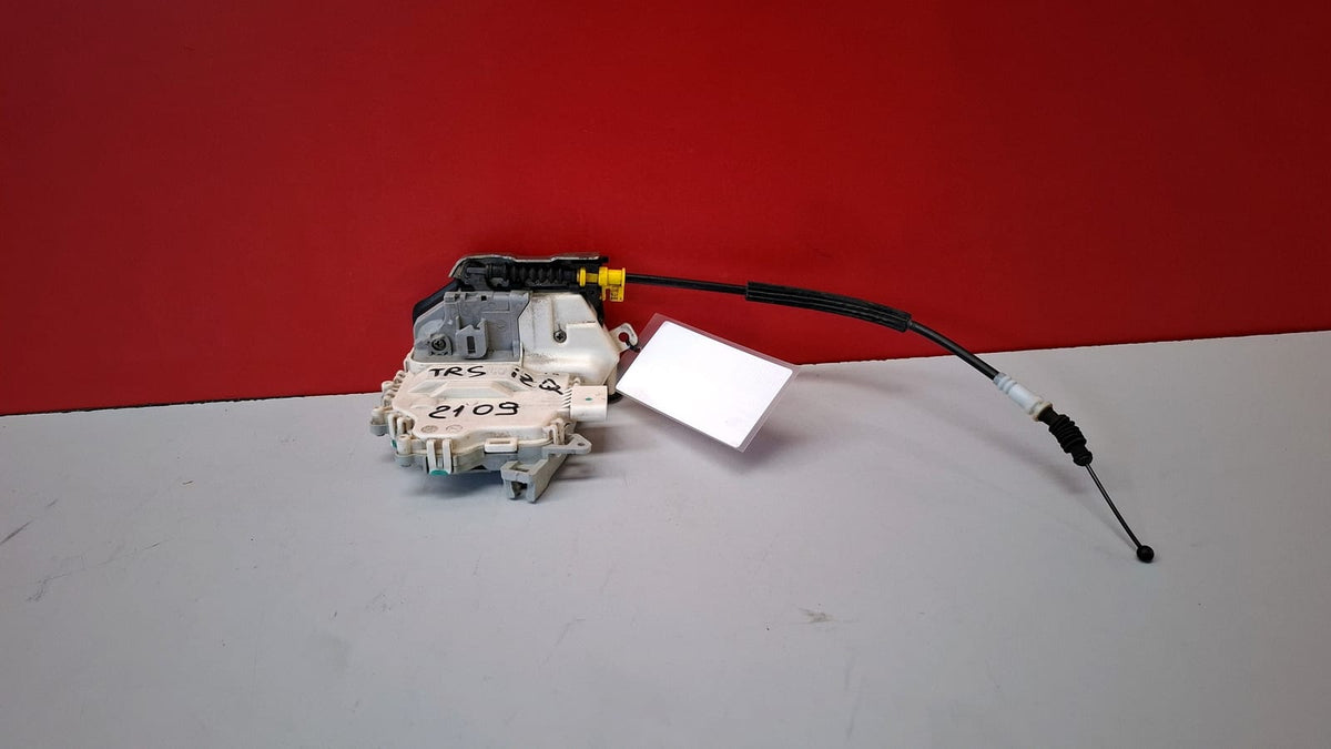 Cerradura Trasera Izquierda Audi A4 2012 8K0839015C 8K0839015C