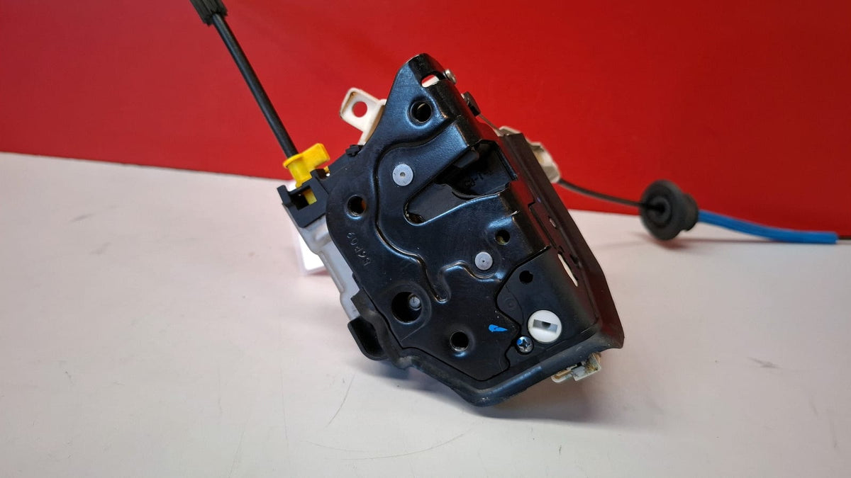 Cerradura Delantera Derecha Audi A4 2012 8J2837016C 8J2837016C